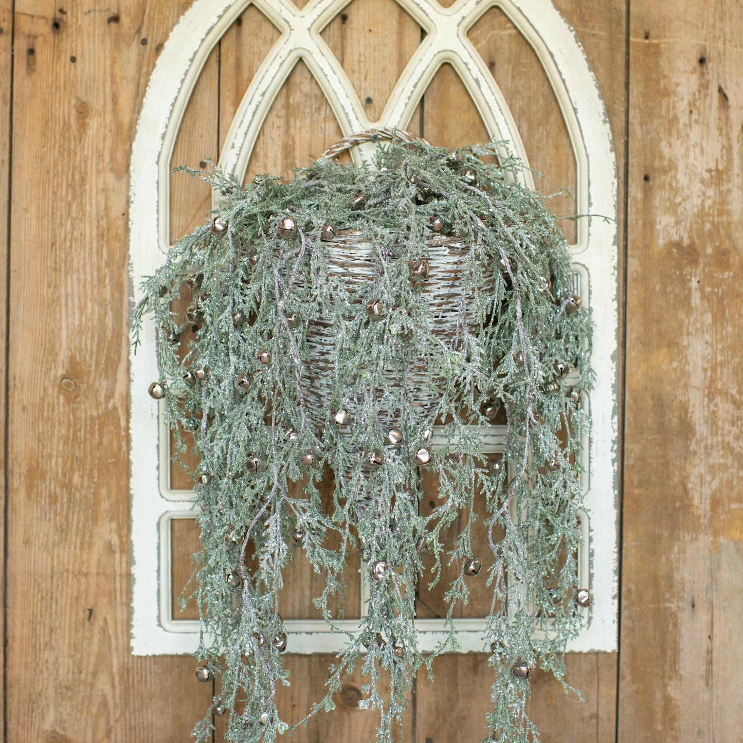 51" SILVER BELL & GLITTERED GREENS SWAG