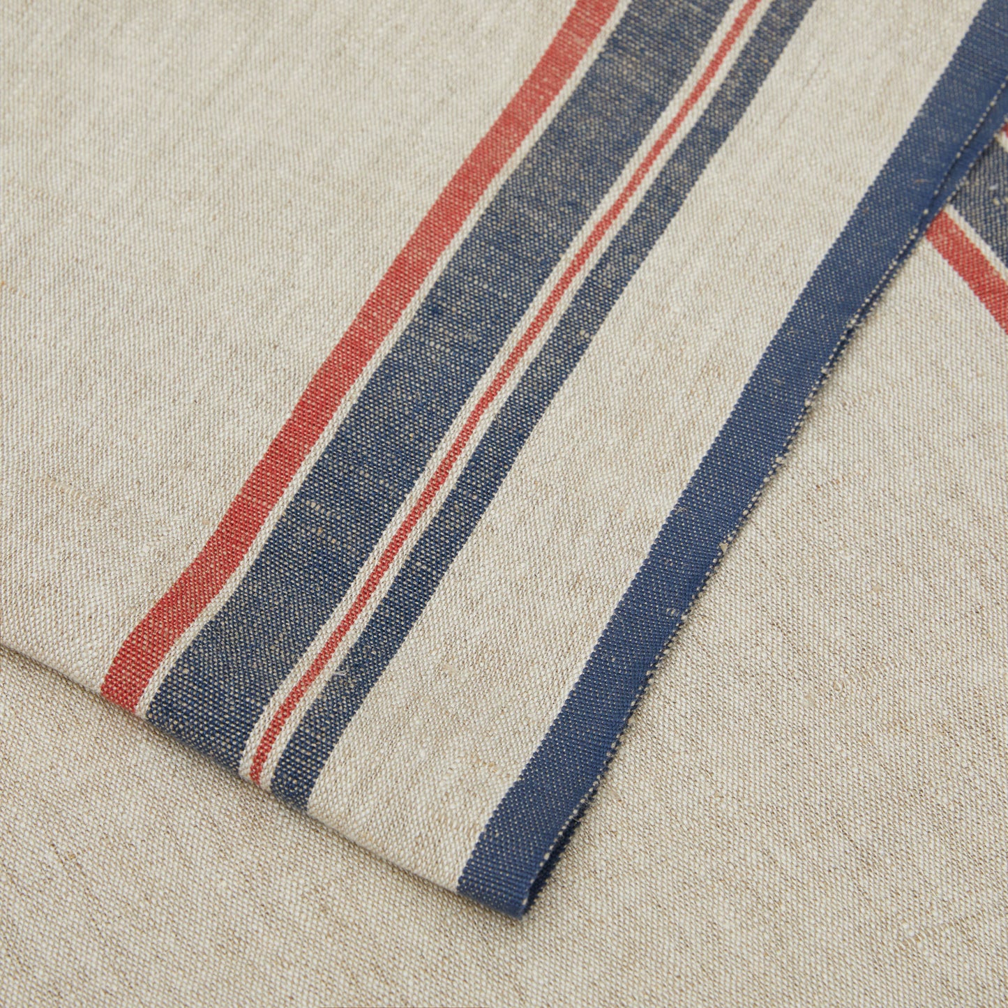 Antibes Natural & Red Table Runner 20x72