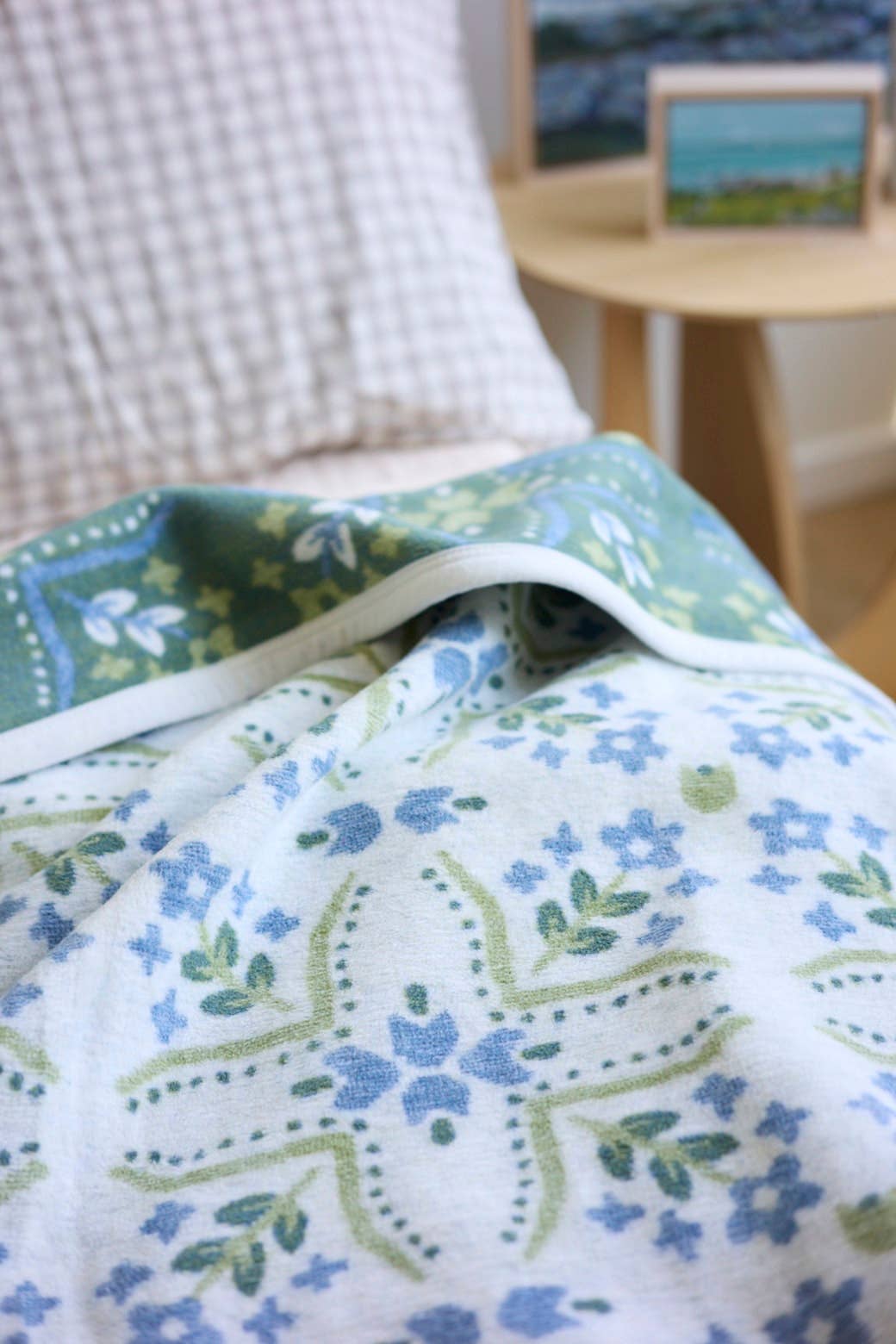 Farmhouse Flowers Blanket