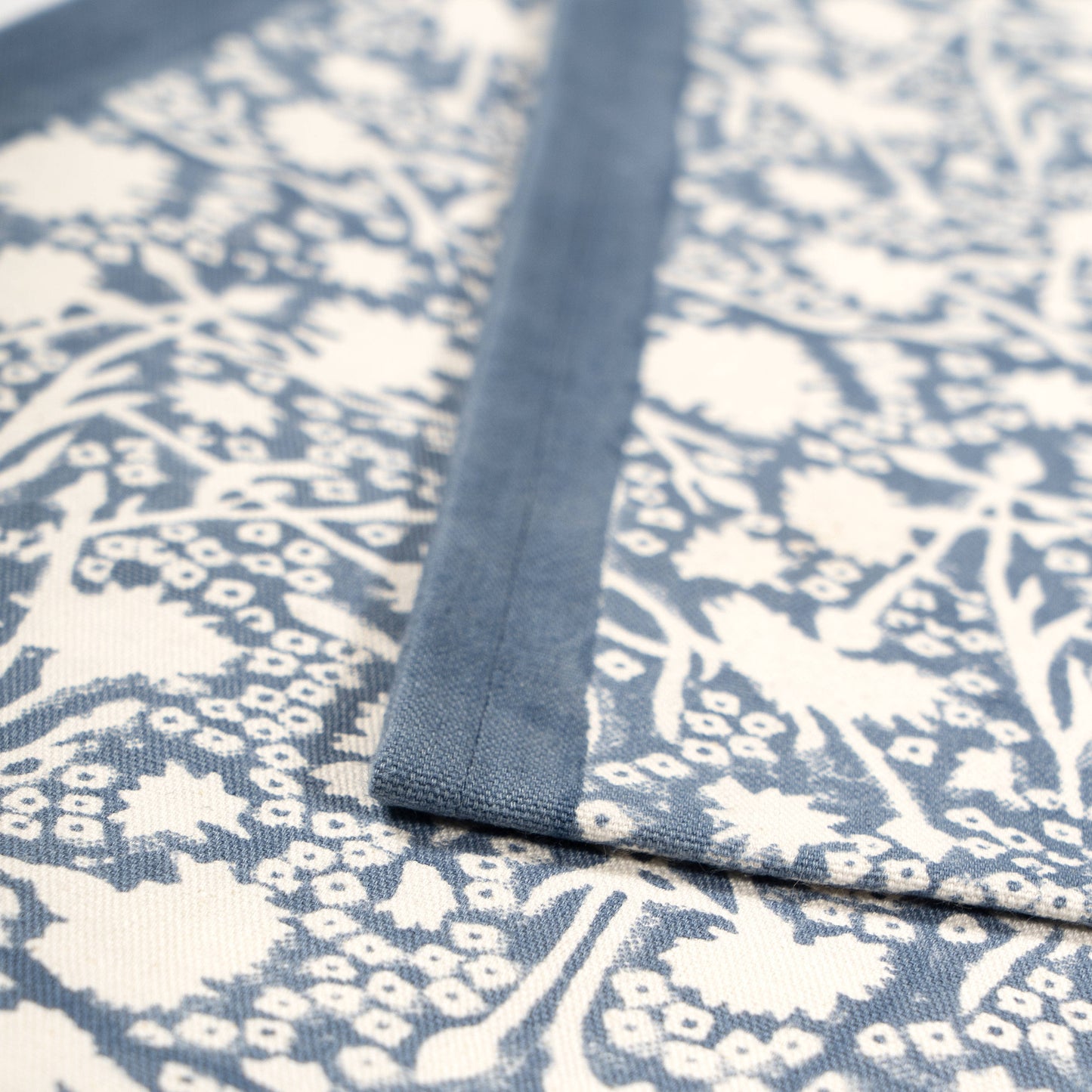 Meadows Bleu Runner