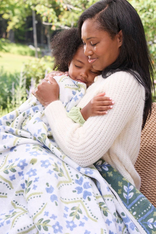 Farmhouse Flowers Blanket