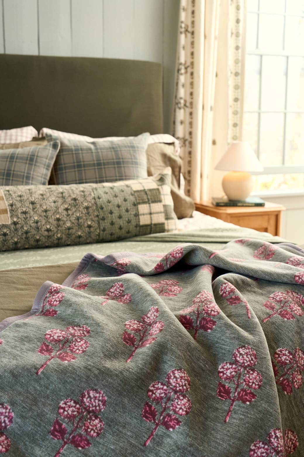 Hydrangea Blockprint Blanket