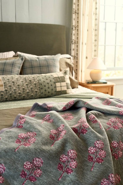 Hydrangea Blockprint Blanket