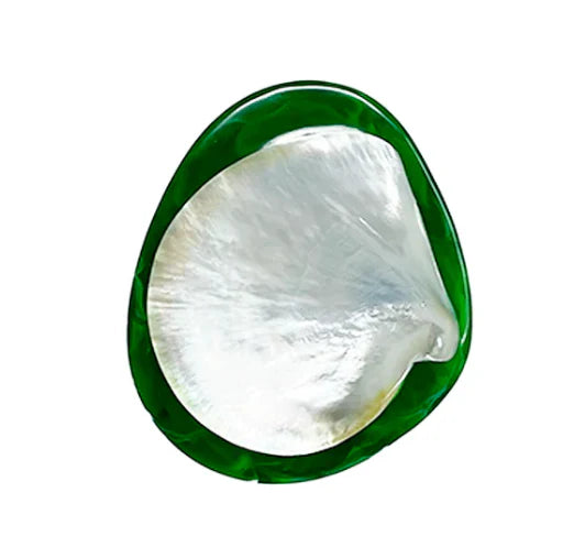 Lily Juliet - Round Shell Caviar Dish