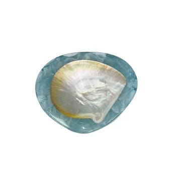 Lily Juliet - Round Shell Caviar Dish