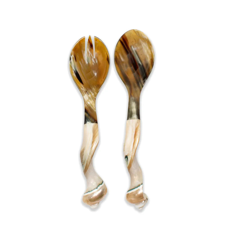 Lily Juliet - Seychelles Servers Natural Shell